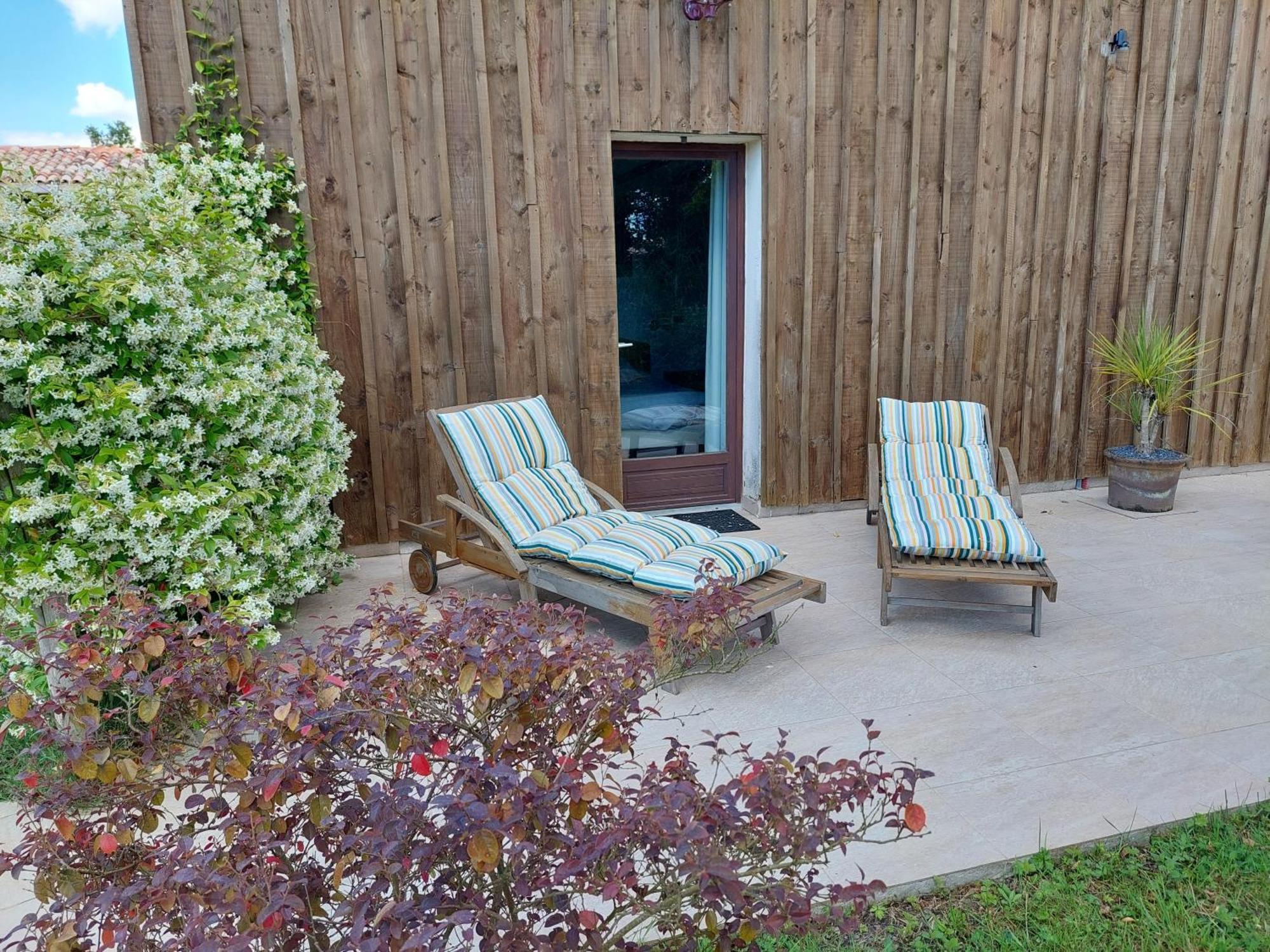 Agudelle Gite Cosy Grand Confort Dans Un Ecrin De Verdure מראה חיצוני תמונה